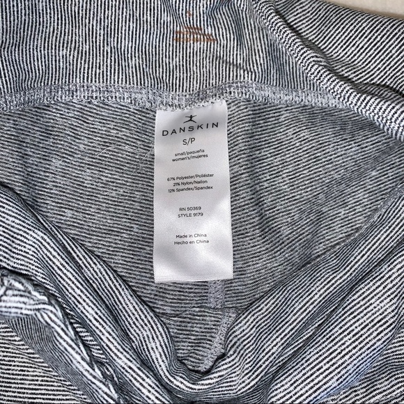 Danskin Active Tights Yoga Pants w Pockets - Picture 2 of 3